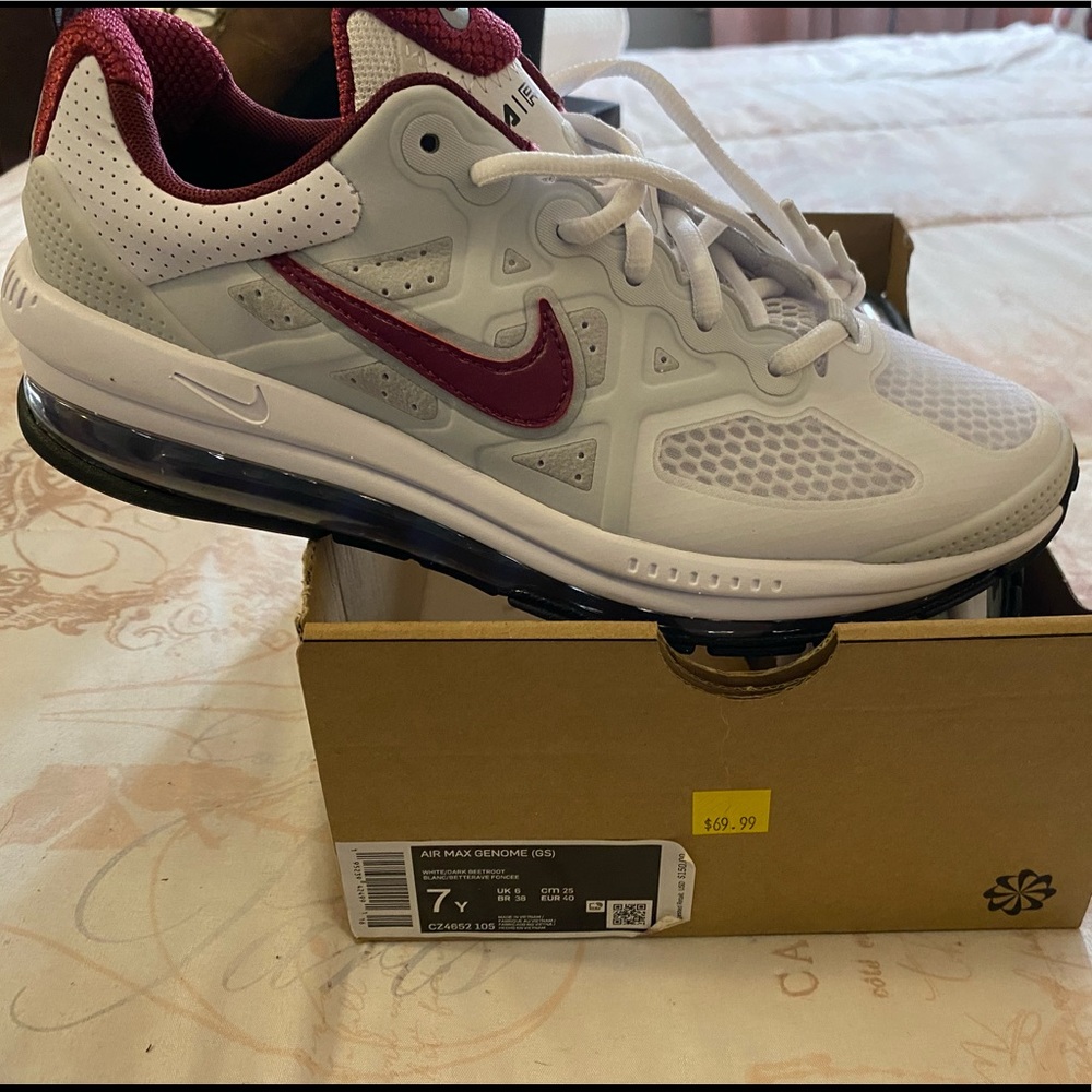 Nike AirMax Genome
